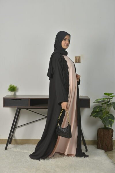 Lace Detailed Kimono & Inner abaya - Image 3